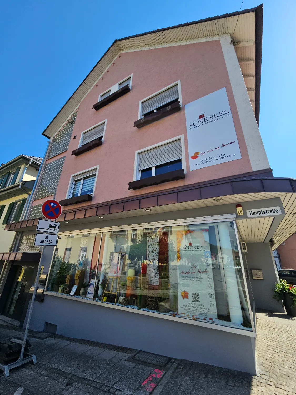 Forbach Front Bestattungsinstitut Schenkel in Forbach